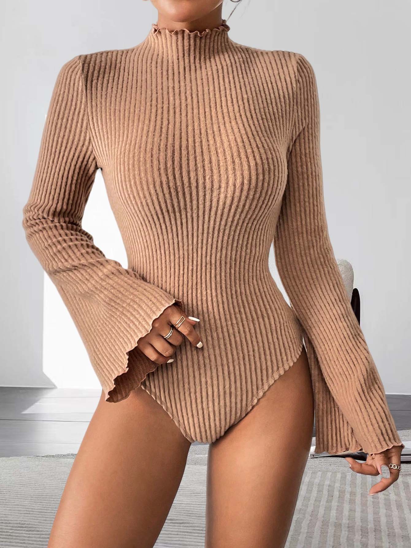 Turtleneck Bodysuit - Body feminino cáqui de malha canelada